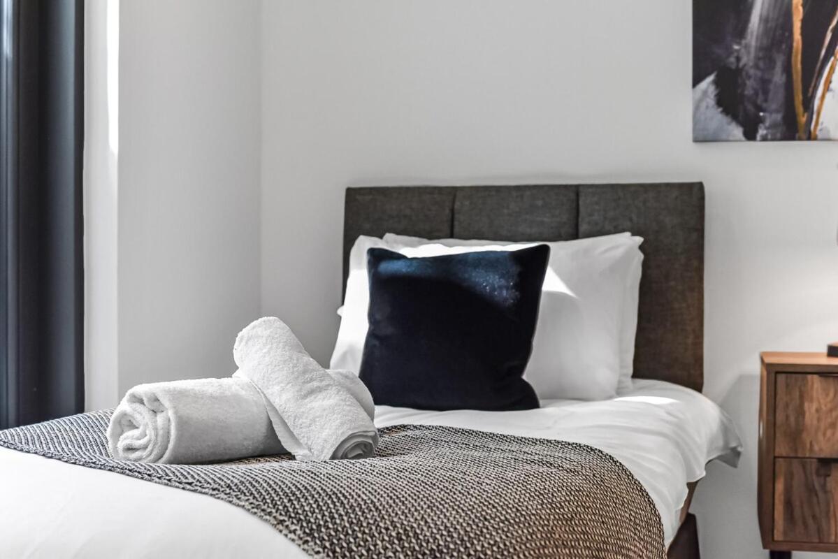 Sleek And Modern 4br Ultimate Getaway *